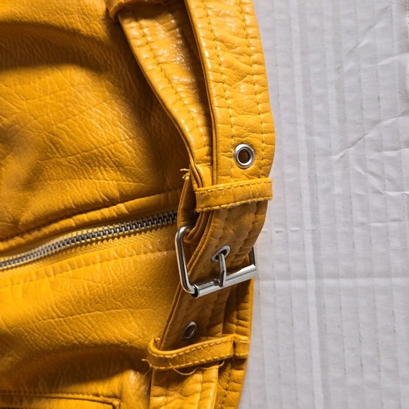 Zara Basic Outerware Women's Yellow Mustard Faux Leather Motorcyc Jacket Size XS - Picture 6 of 15